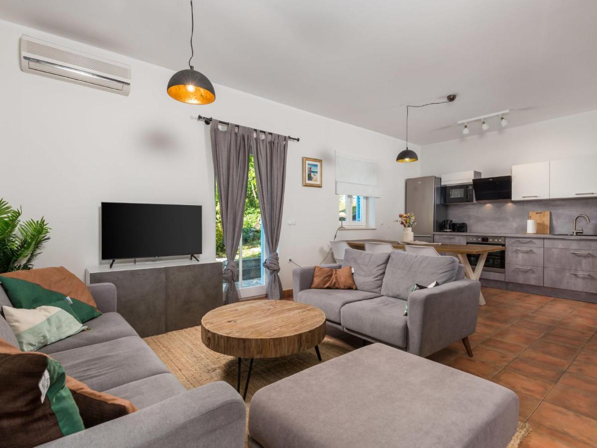 Holiday Home Casa Albertina-2 By Interhome Martina Exterior photo