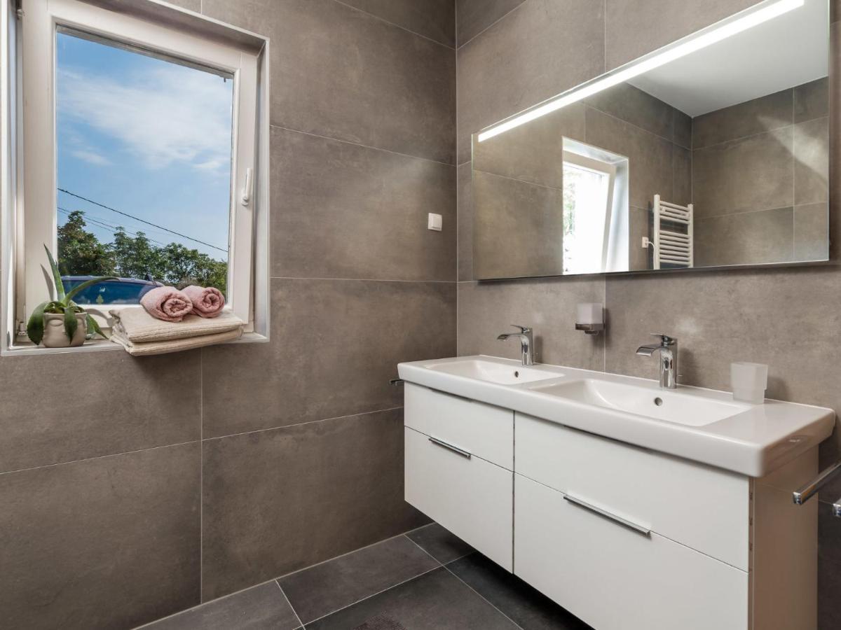 Holiday Home Casa Albertina-2 By Interhome Martina Exterior photo